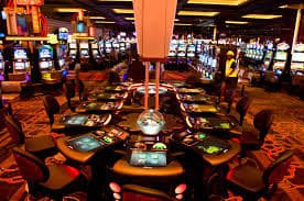 Pengalaman live casino langsung dengan dealer asli di peso138 tersedia untuk pengguna Indonesia